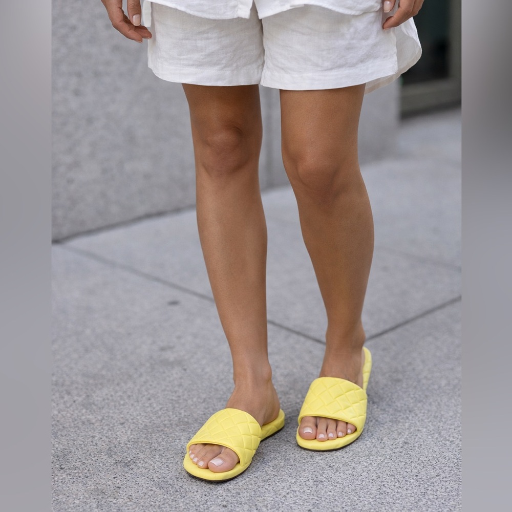 BOTTEGA VENETA Quilted Slides